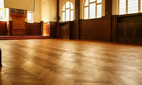 Parkettsanierung - Fischgrätparkett Referenzfoto - Parkettleger in Reiskirchen